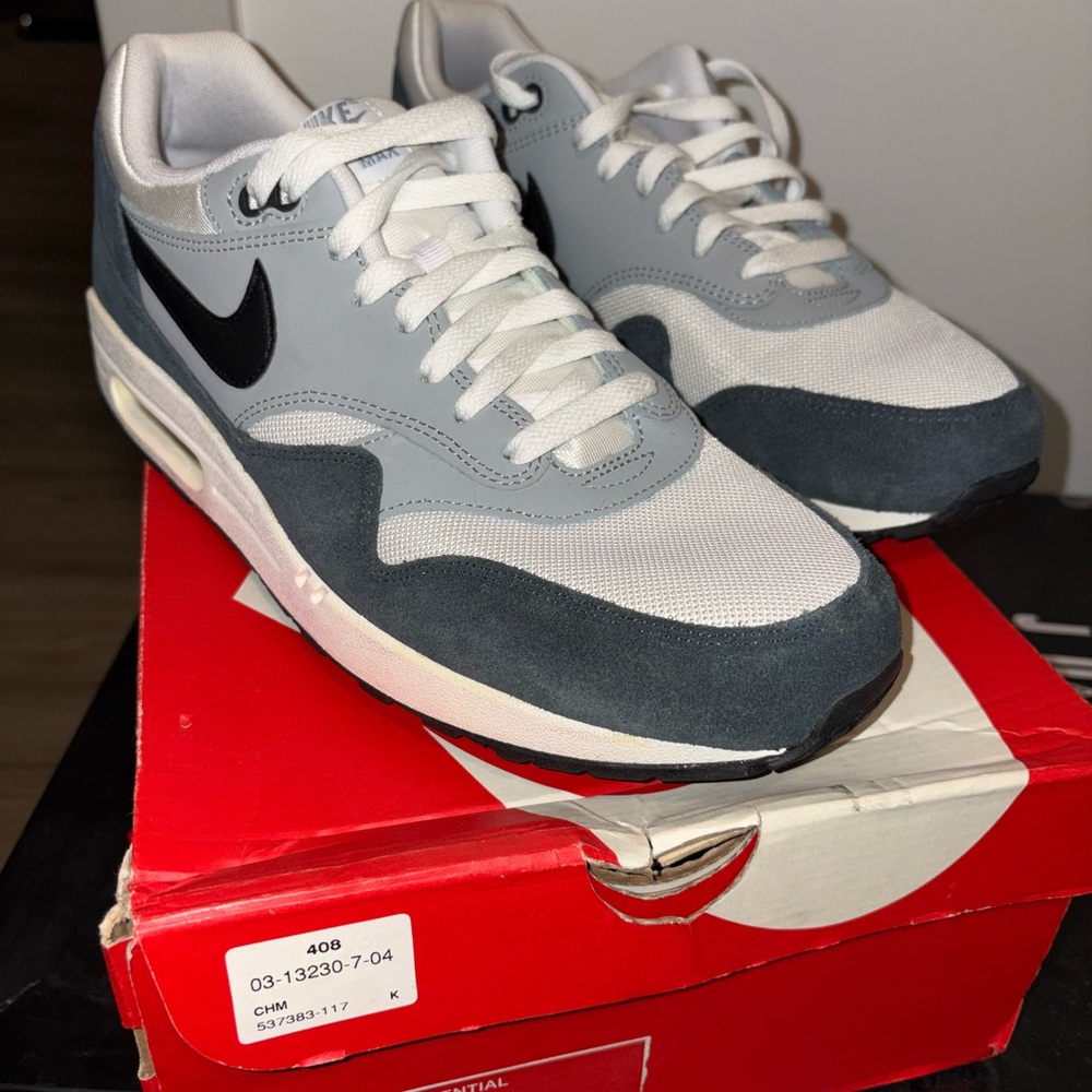 Nike Air Max 1 Essential